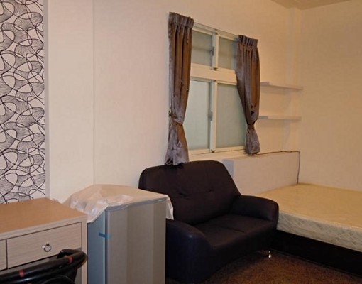 免仲介費❤️近美術館園道,五權車站,國資圖❤️有陽台/獨洗 - Image 1