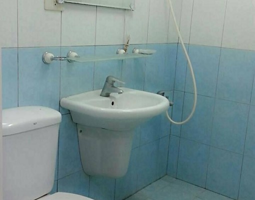 高餐後門電梯套房走路到學校只要5分鐘 - Image 3