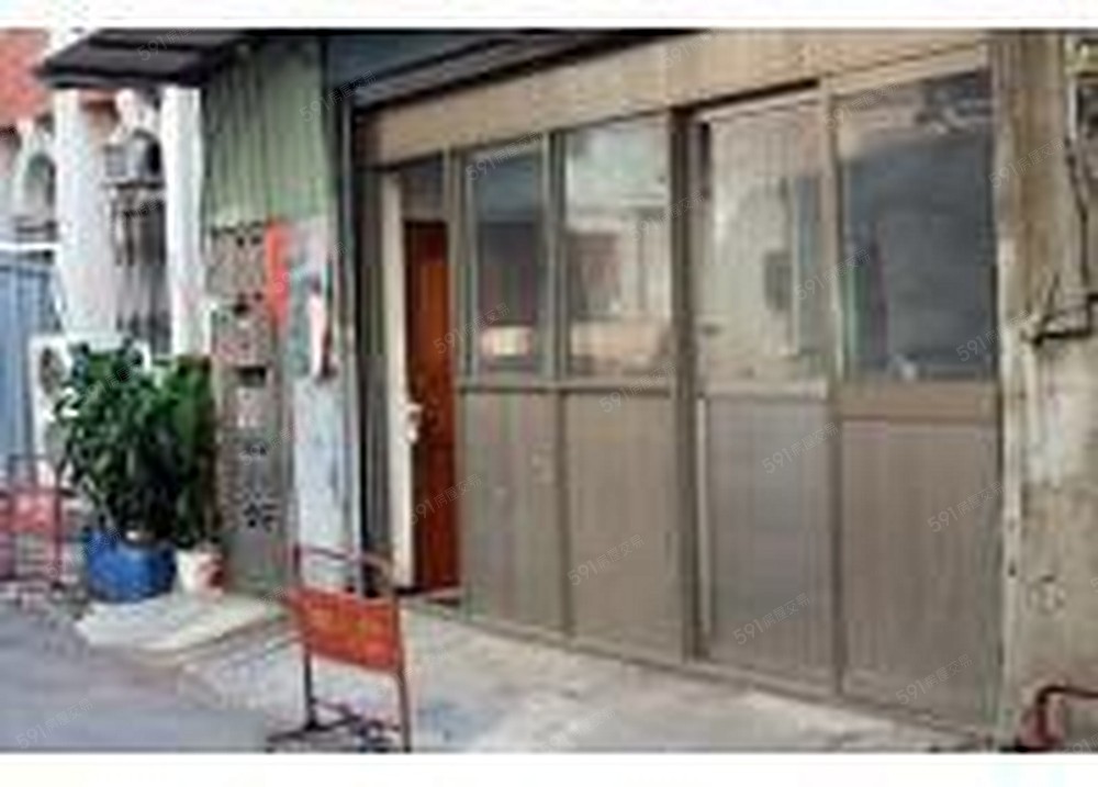 新北租屋,蘆洲租屋,住辦出租,側邊入口