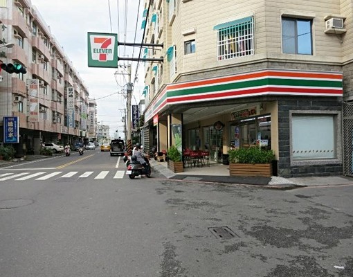 近台南應用科大南應大,鬧中取靜 - Image 1
