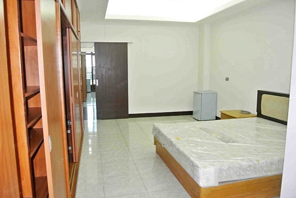 房間三 分租套房 /10坪 3F