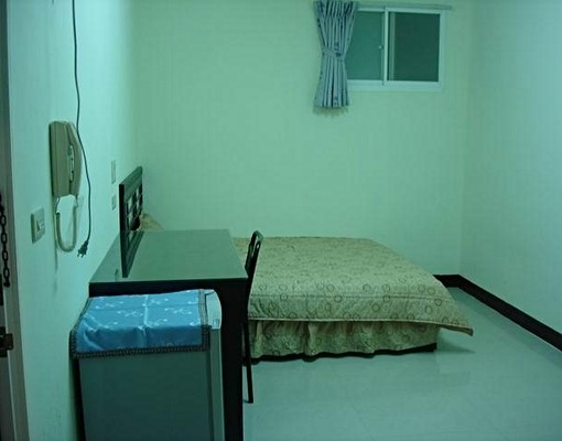 嘉基附近,乾淨套房出租,品質優,價格便宜 - Image 2