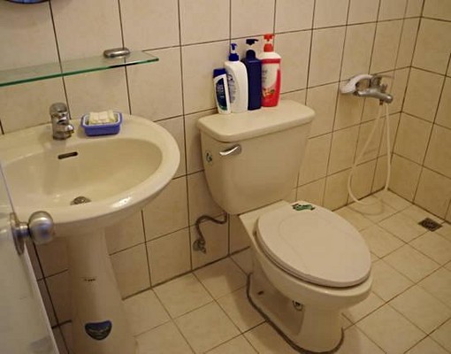 捷運府中站旁,精裝雅房 - Image 7