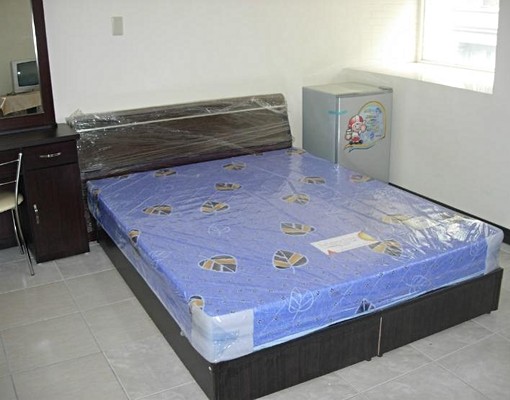 限女性.交通飲食便利.近長榮,特力家居 - Image 3