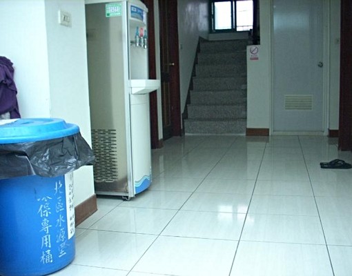 東豐路靜巷內/近成大醫院成/大社科院/火車站 - Image 9