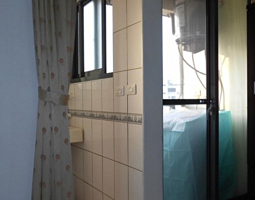 沙鹿套房出租|雙人床+液晶電視,近靜宜大學&商圈,交通便利 - Image 2