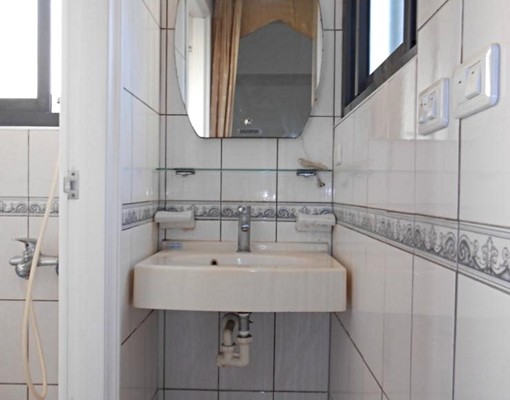 沙鹿套房出租|雙人床+液晶電視,近靜宜大學&商圈,交通便利 - Image 3