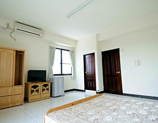 近南科,機能佳之建國路套房出租 - Image 3