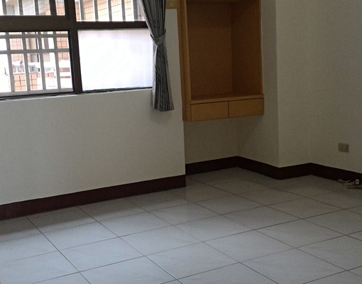 格局方正溫馨滿屋(彰濱花園大樓大3房) - Image 6