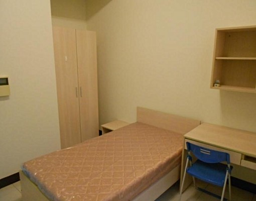 簡單、乾淨配備齊全安全套房 - Image 7