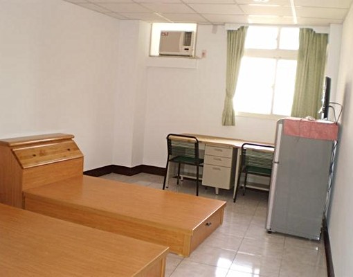 優質分租套房近中興大學住戶單純 - Image 5