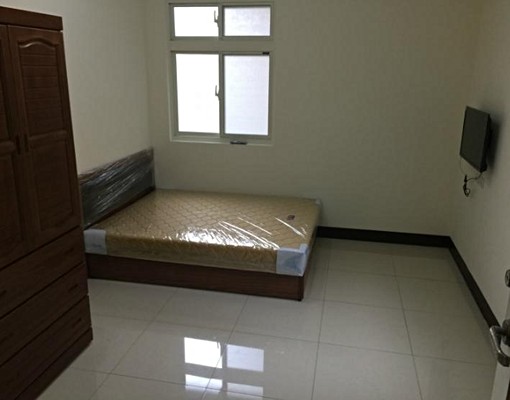 全新漂亮裝潢出租大套房 - Image 3