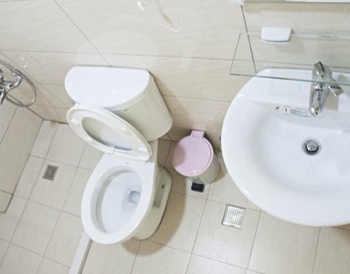 全新配備電梯套房配有小陽台,光線充足 - Image 4