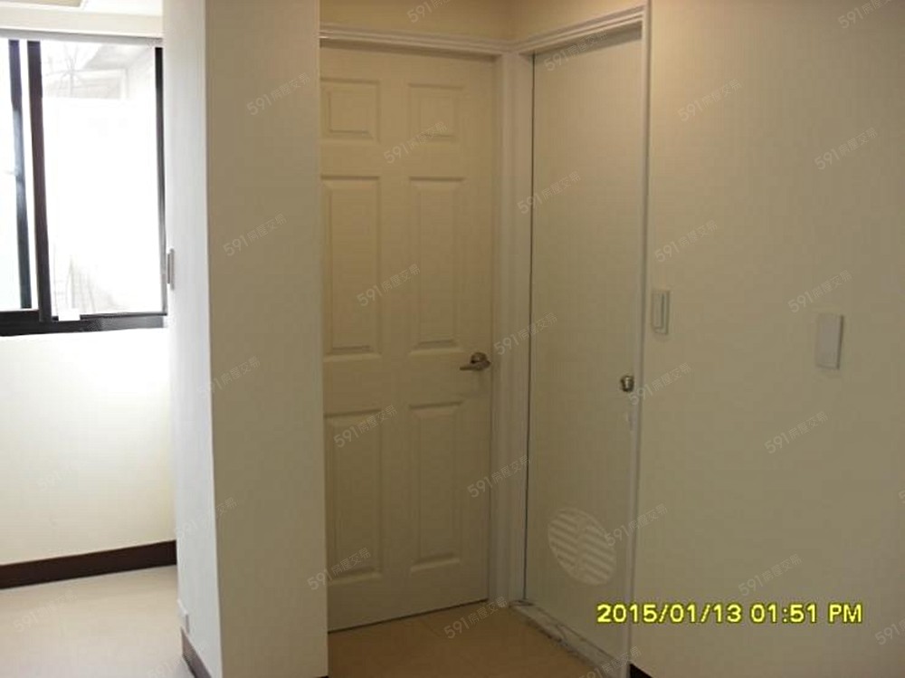 臥室及衛浴入口