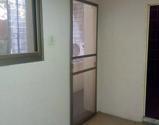 新埔捷運站附近可當辦公室或住家2樓 - Image 2