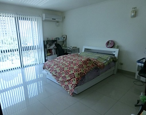 高鐵旁大坪數套房通風採光景觀都好 - Image 1