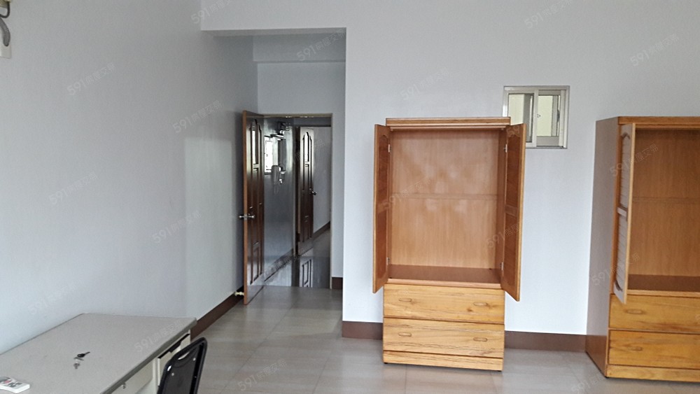 採光佳,配有衣櫥