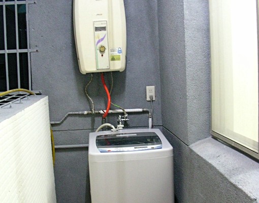 中興大學附近套房.租金便宜.生活機能佳 - Image 8