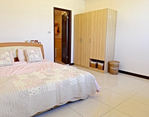 龜山工業區穩懋正對面大套房電梯室內機車 - Image 1