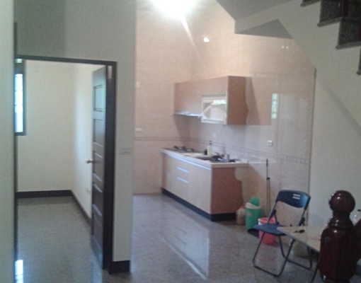 可租補優質社區通風明亮超大空間 - Image 4