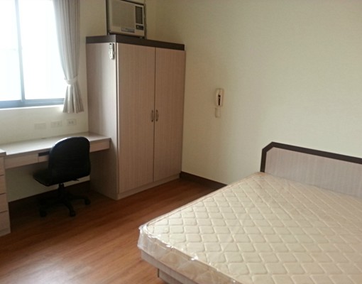 漢神巨蛋精緻電梯套房 - Image 1