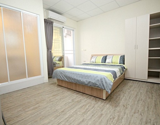 南紡簡約套房、獨立陽台+獨立洗衣機 - Image 1