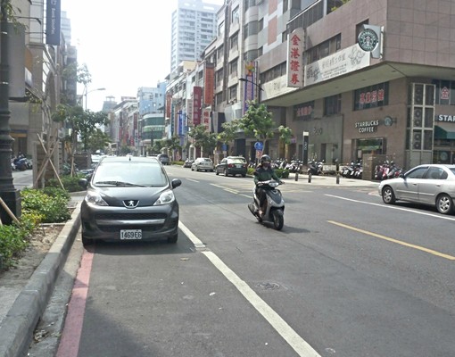 漢神巨蛋捷運站旁雅房通風採光佳室內大好規 - Image 6