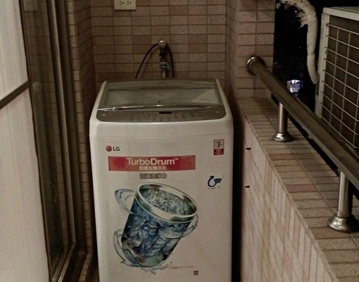 通風好採光佳獨立陽台包管理費網路第四台 - Image 10