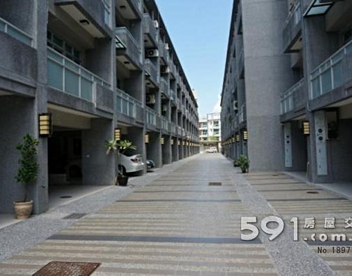 全聯星巴克雙採光陽台大主臥(附機車位) - Image 11