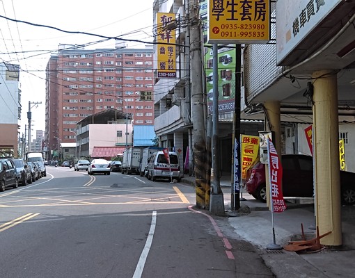 大慶街全新整修學生套房復興路文心南路口, - Image 2