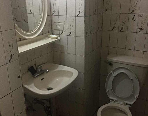 北醫學區吳興街主臥超大雅房出租 - Image 1