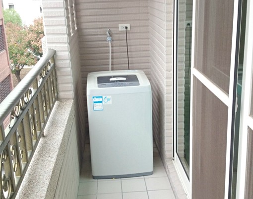 全新電梯套房]澄清中科/東海工業區/逢甲 - Image 2