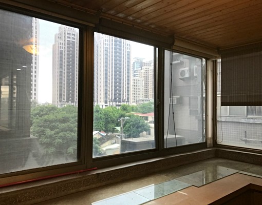 園區及明星學區優質大三房,可申租補 - Image 1