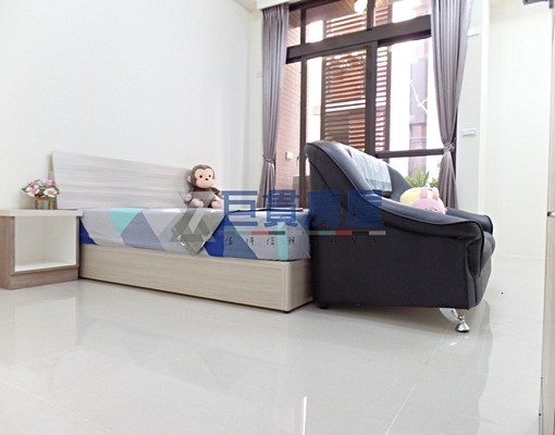 ☆大陽台獨洗☆鄰中科☆新屋況別墅☆租金超值 - Image 3