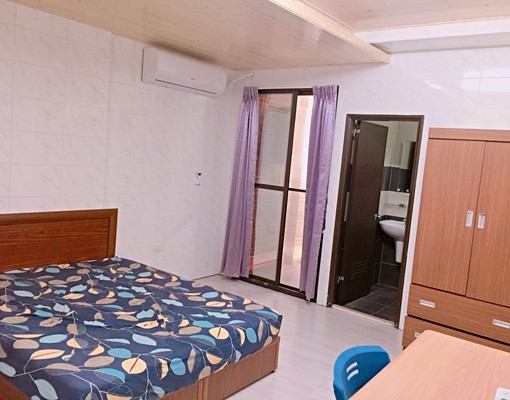 豪華電梯大樓。獨立陽台。 - Image 3