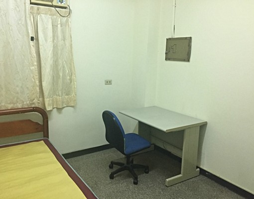 彰師大進德校區東側門清幽安靜 - Image 9