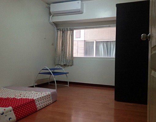 摩登樓中樓(只接受季繳優惠價4.3萬)謝絕小家庭 - Image 12