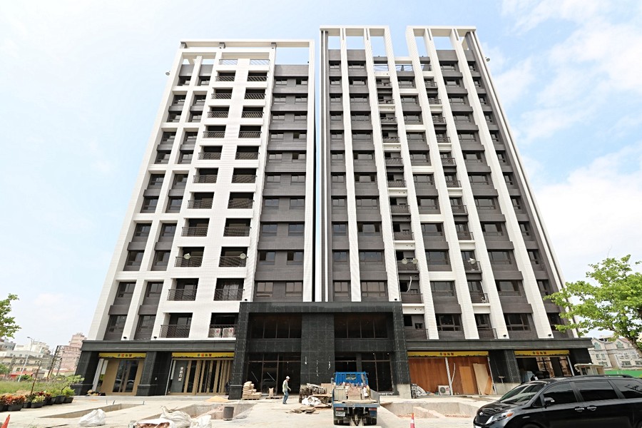 建案外觀正面照