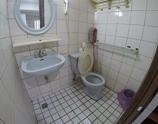 東門路一段電梯套房家俱電全申請可租補 - Image 5