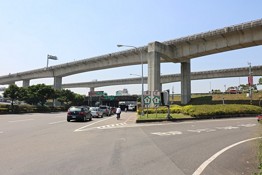 國道一號中壢交流道