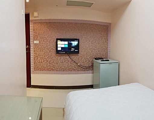 五福路愛河捷運套房5000五福路與大禮街 - Image 2