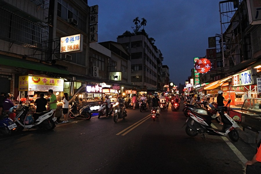 忠孝夜市