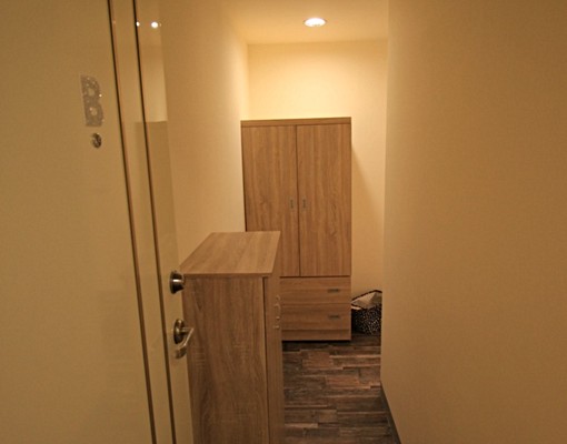 昆陽站4號附美裝潢家具家電精緻陽台套房 - Image 5