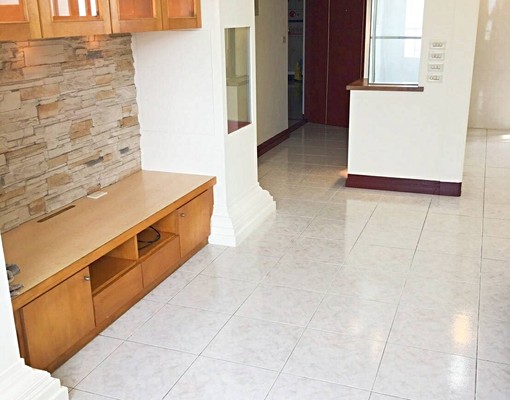 高樓層、三面採光三大陽台、衛浴開窗含車位 - Image 4