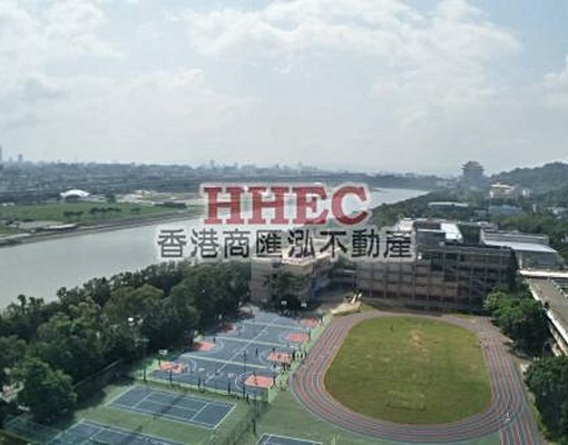 大直捷運站旁景觀大4房 - Image 1