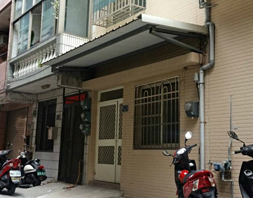 前鎮優質住家,格局方正採光佳 - Image 1