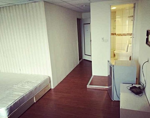 好停車套房出租5000元起 - Image 3