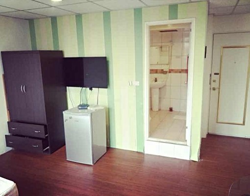 好停車套房出租5000元起 - Image 4