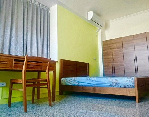 成大東豐雅筑～全新獨立套房、原木傢俱 - Image 1