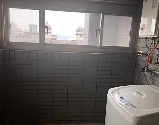 近長榮大樓~優質三大房+車位~傢俱電全 - Image 8